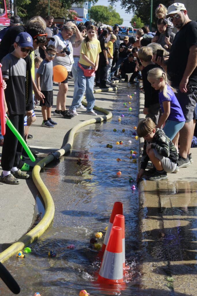 Duck Race 4